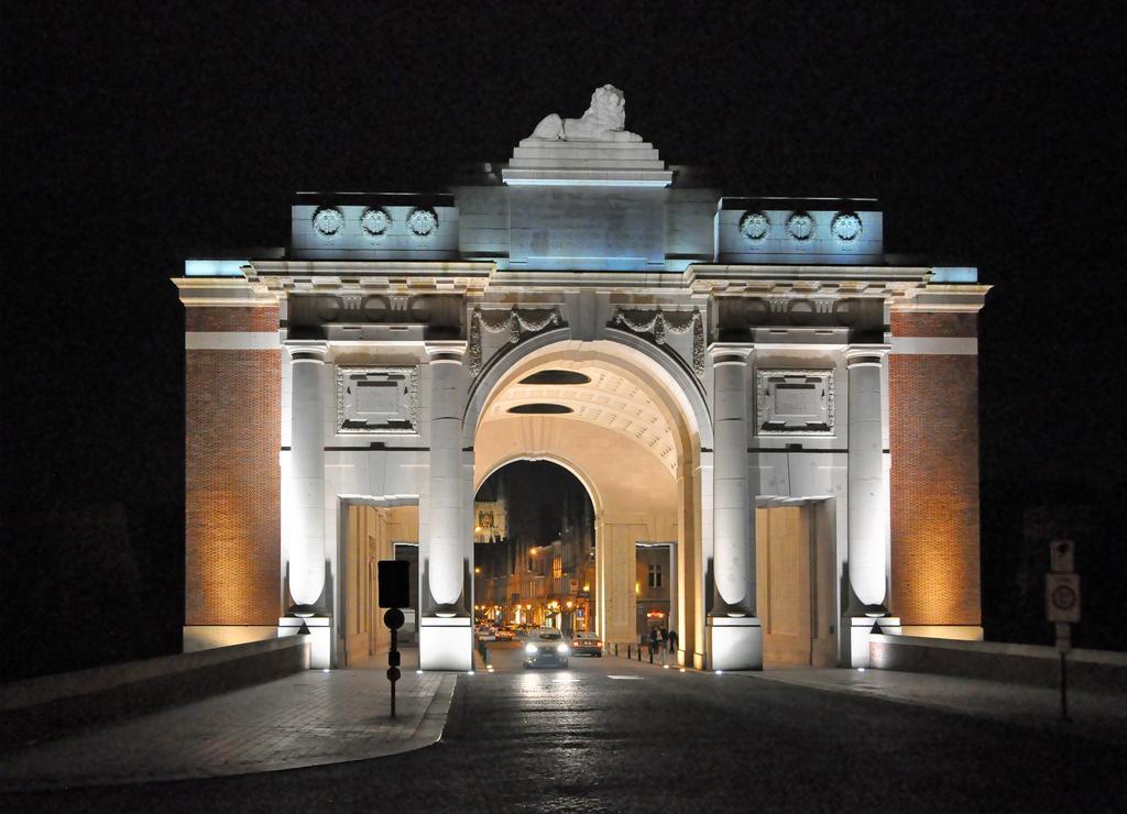 Interbellum Daire Ypres Oda fotoğraf